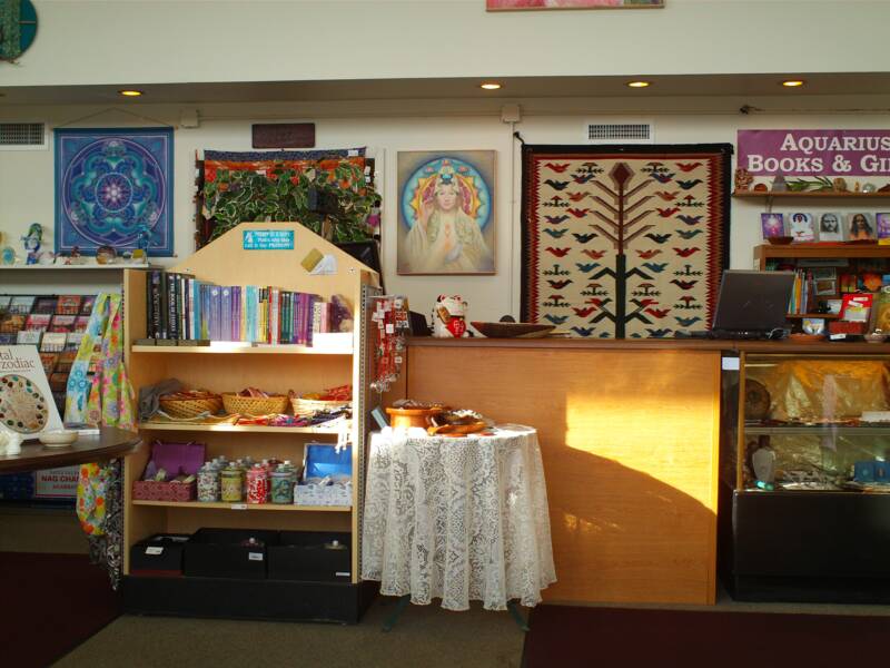 Aquarius Books & Gifts, Grants Pass, Oregon